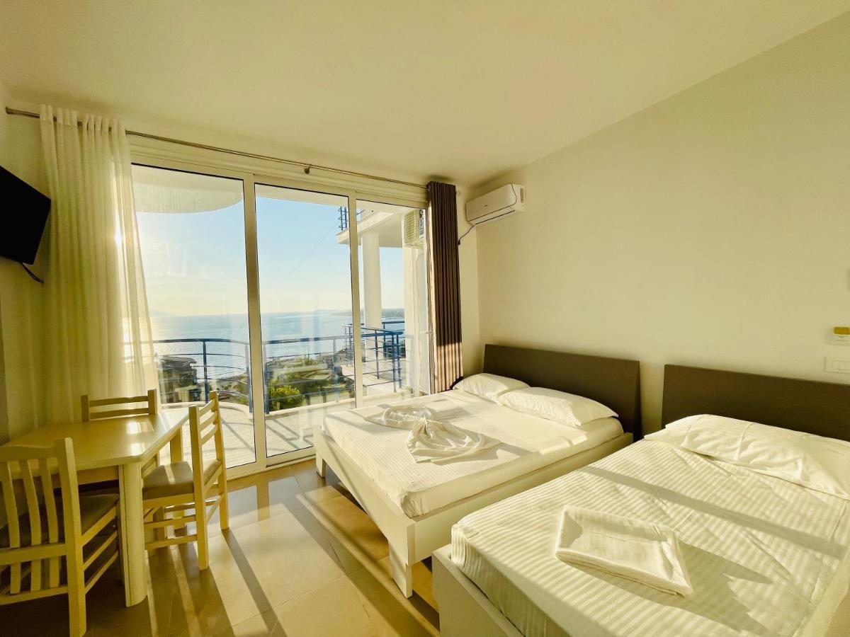 Jico Travel - Villa Colombo Vlorë Exterior foto