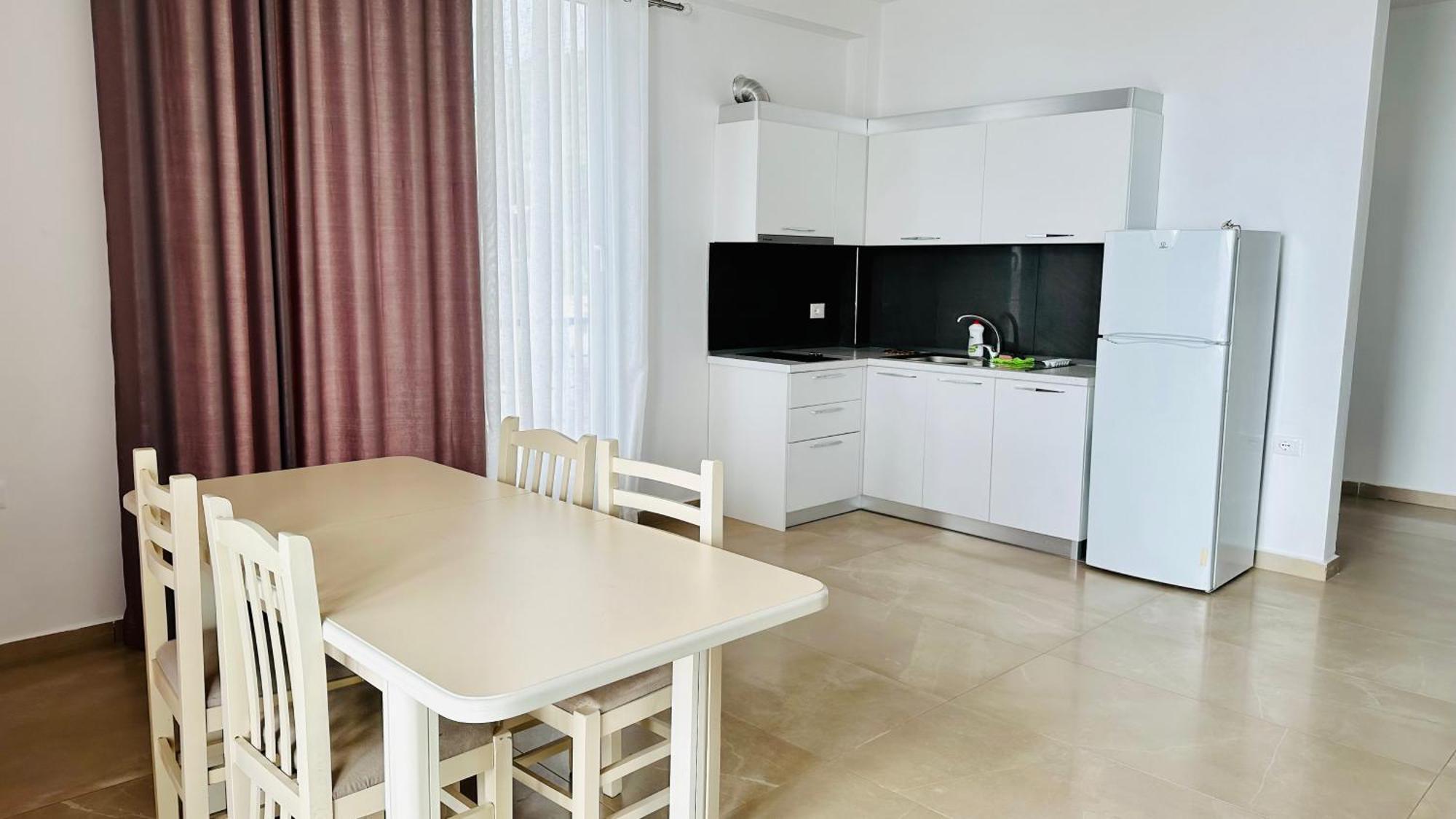 Jico Travel - Villa Colombo Vlorë Quarto foto