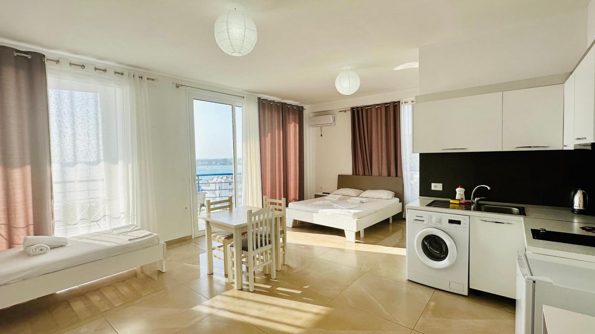 Jico Travel - Villa Colombo Vlorë Quarto foto