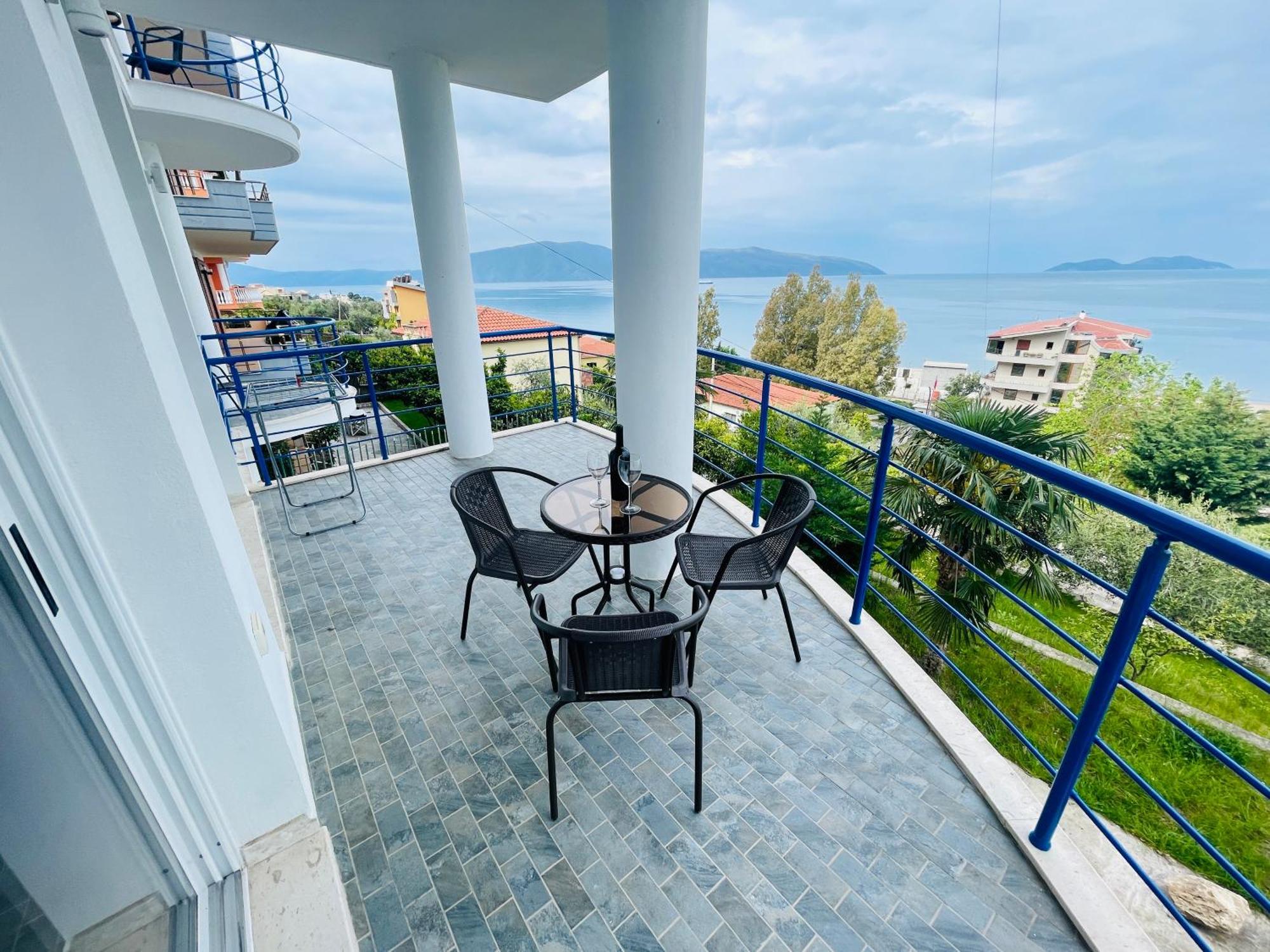 Jico Travel - Villa Colombo Vlorë Quarto foto