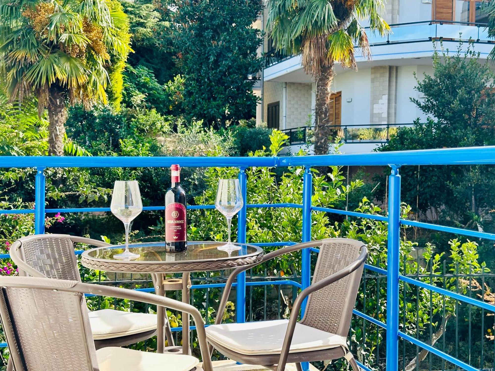 Jico Travel - Villa Colombo Vlorë Exterior foto